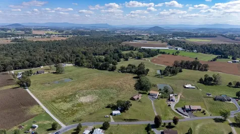 9108 Nazarene Church Road Bridgewater VA 22812