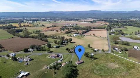 9108 Nazarene Church Road Bridgewater VA 22812