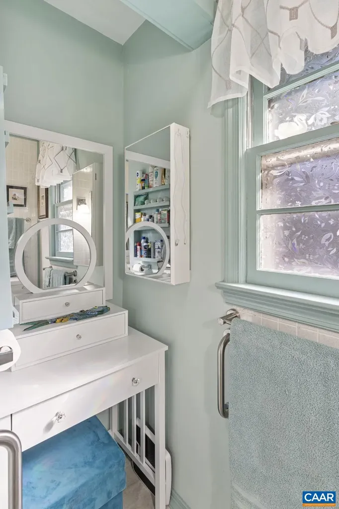 9020 West River Road Palmyra VA 22963