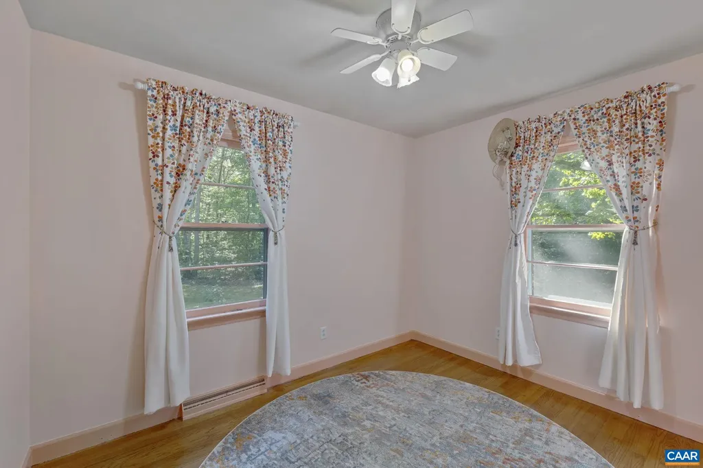 9020 West River Road Palmyra VA 22963