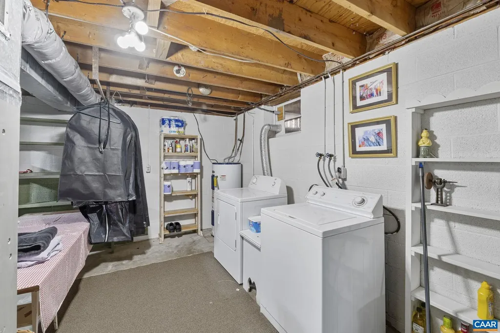 9020 West River Road Palmyra VA 22963