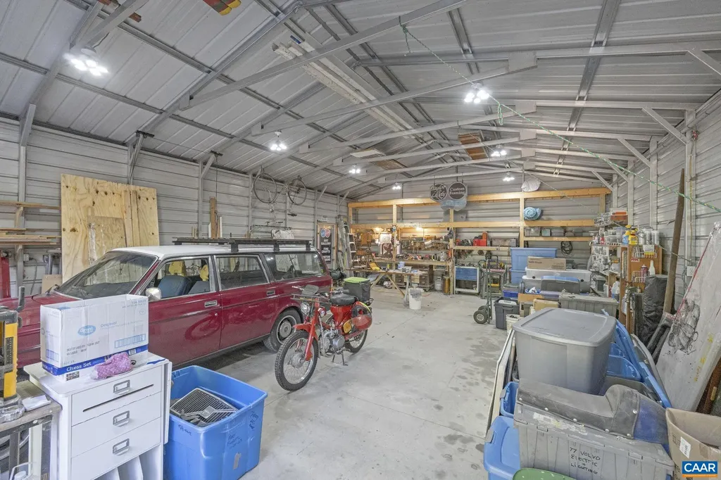 9020 West River Road Palmyra VA 22963