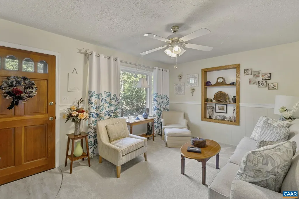 9020 West River Road Palmyra VA 22963