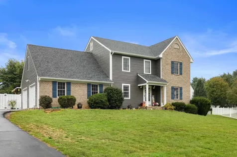 48 Meadow Ridge Road Waynesboro VA 22980