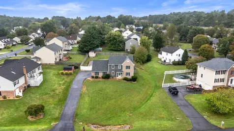 48 Meadow Ridge Road Waynesboro VA 22980