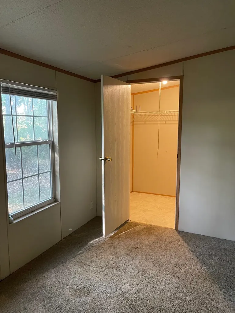 2274 Precision Lane Broadway VA 22815