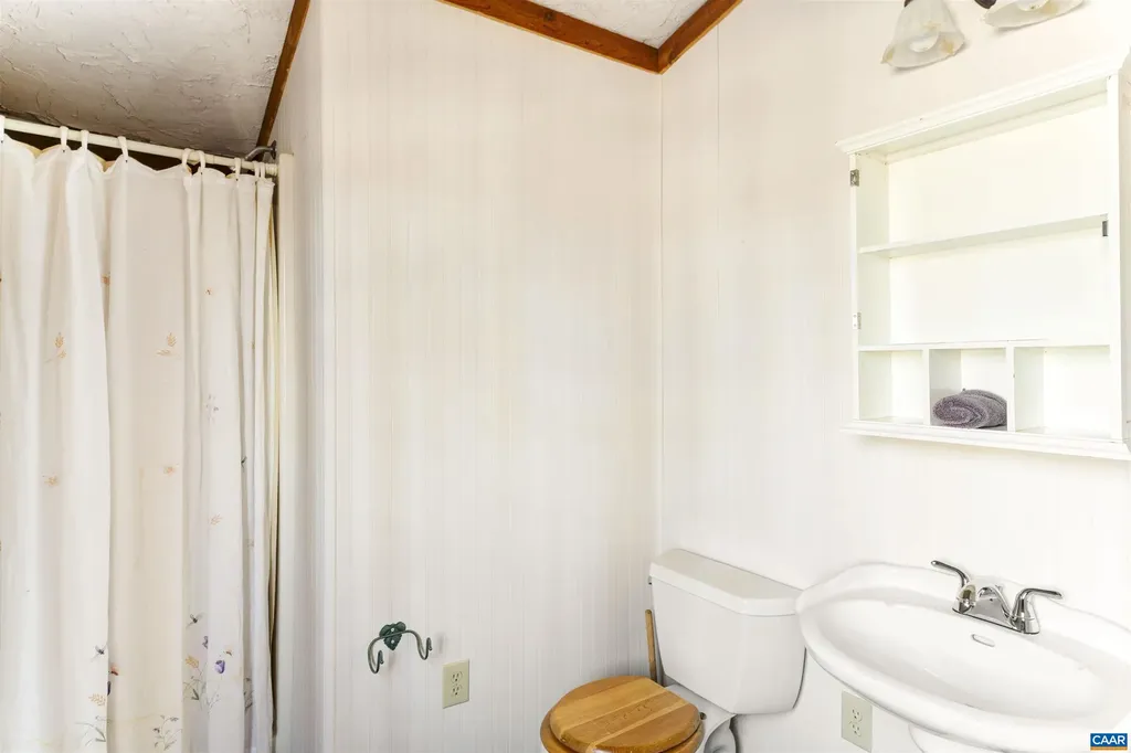 4414 Mount Alto Road Esmont VA 22937