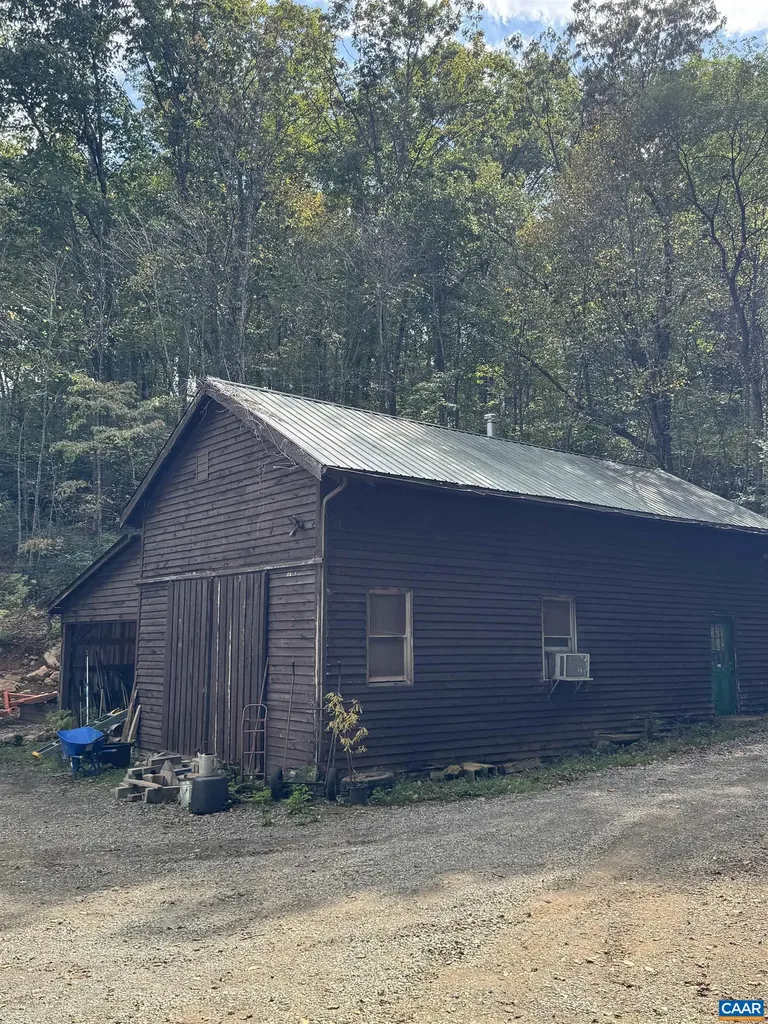 25 Falling Springs Drive Afton VA 22920