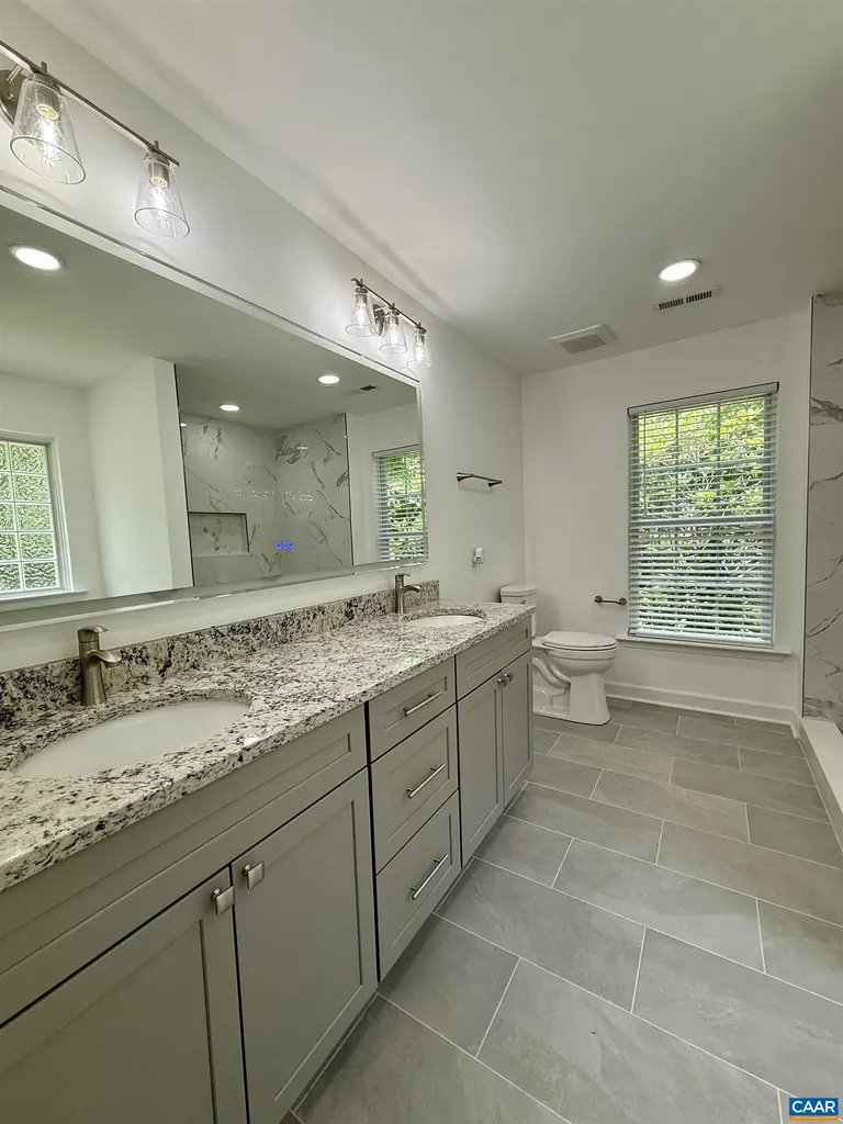 610 Landover Road Troy VA 22974