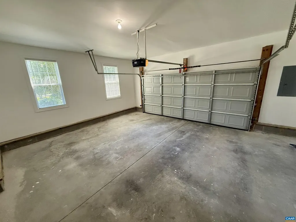 610 Landover Road Troy VA 22974