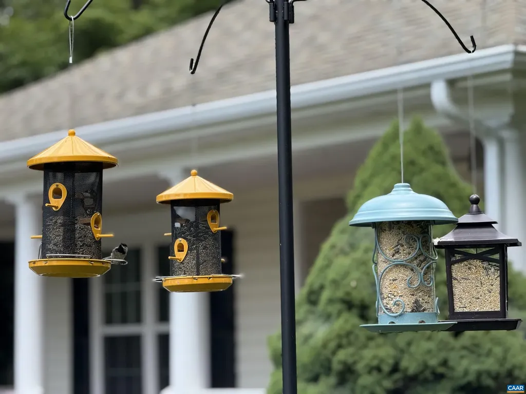 610 Landover Road Troy VA 22974