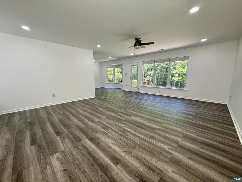 610 Landover Road Troy VA 22974