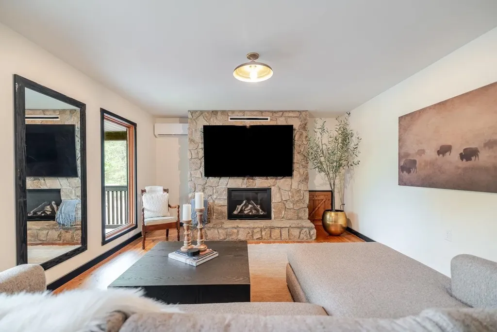 20220 Wooded View Lane Elkton VA 22827