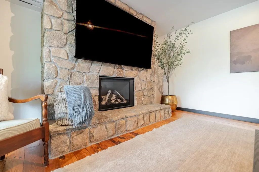 20220 Wooded View Lane Elkton VA 22827