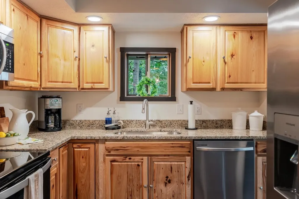 20220 Wooded View Lane Elkton VA 22827