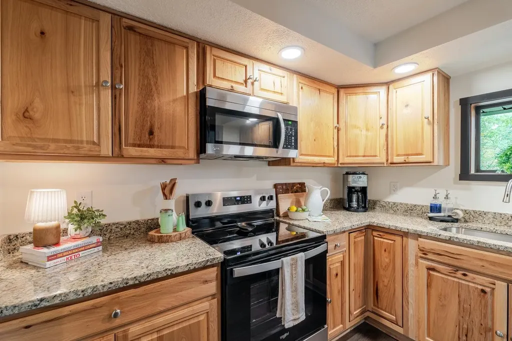 20220 Wooded View Lane Elkton VA 22827