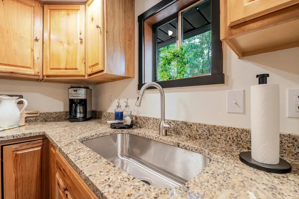 20220 Wooded View Lane Elkton VA 22827