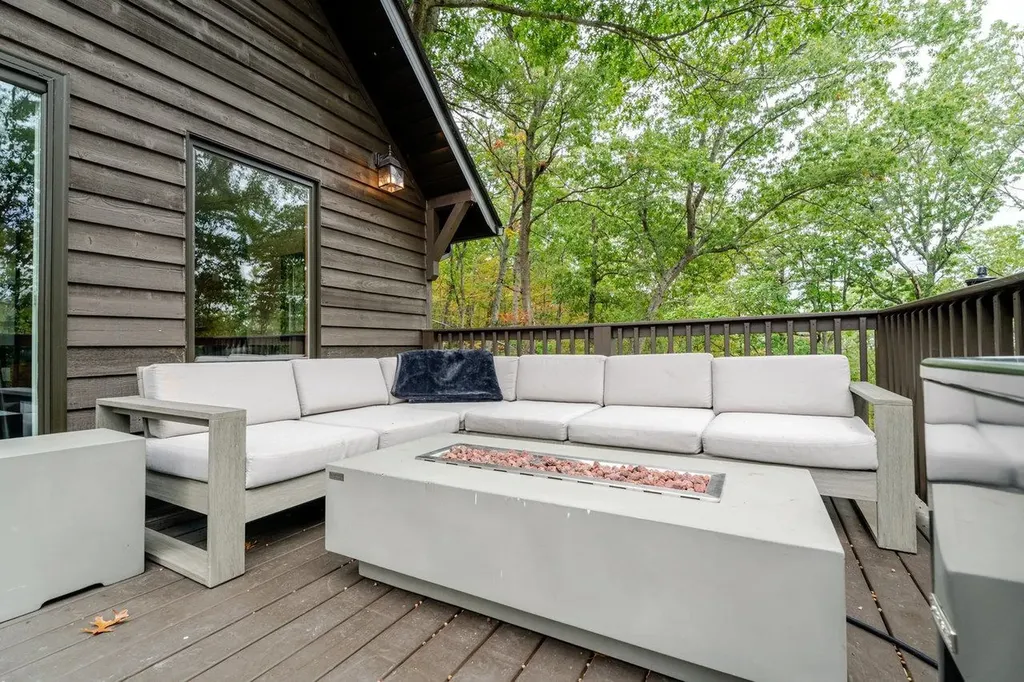 20220 Wooded View Lane Elkton VA 22827