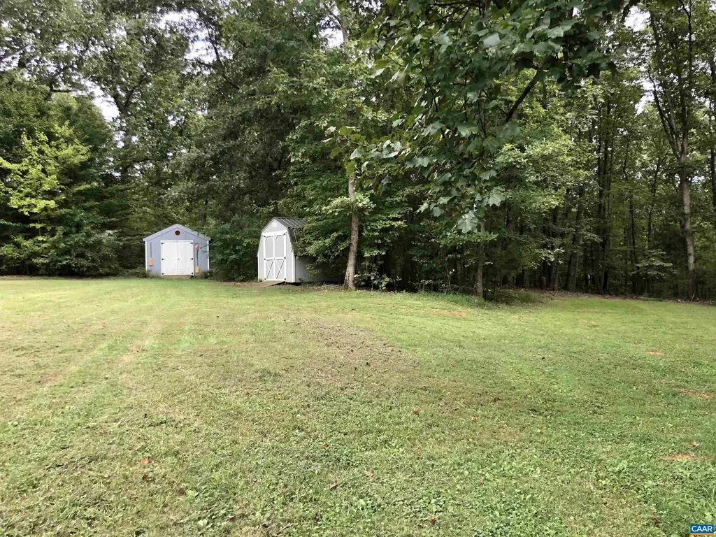 9702 Hatton Ferry Road Scottsville VA 24590