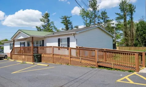 903 Main Street E Waynesboro VA 22980