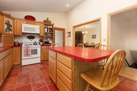 5722 Gardner Lane Bridgewater VA 22812