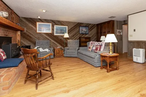 5722 Gardner Lane Bridgewater VA 22812