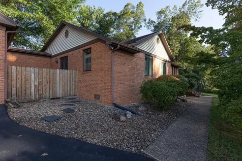 5722 Gardner Lane Bridgewater VA 22812