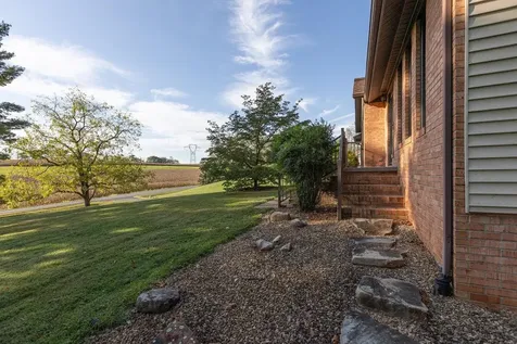 5722 Gardner Lane Bridgewater VA 22812