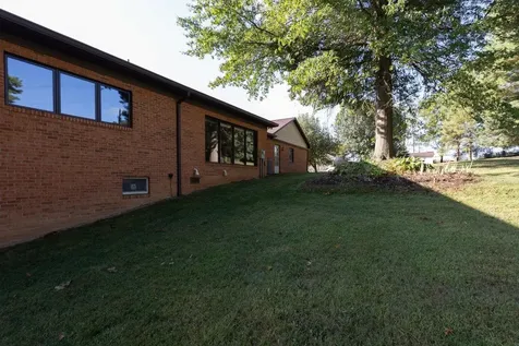 5722 Gardner Lane Bridgewater VA 22812