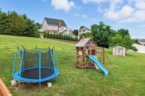 1218 Poplar Circle Harrisonburg VA 22802
