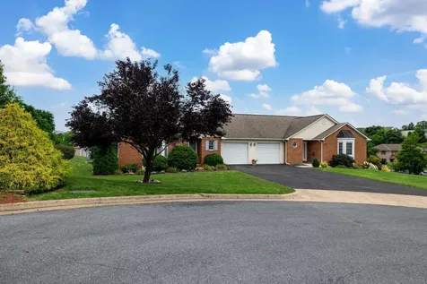1218 Poplar Circle Harrisonburg VA 22802