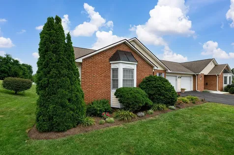 1218 Poplar Circle Harrisonburg VA 22802
