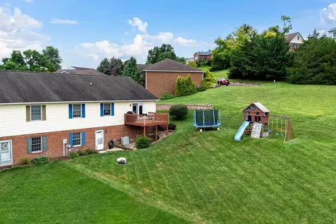 1218 Poplar Circle Harrisonburg VA 22802