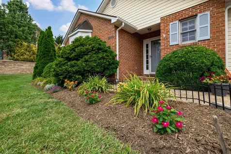 1218 Poplar Circle Harrisonburg VA 22802