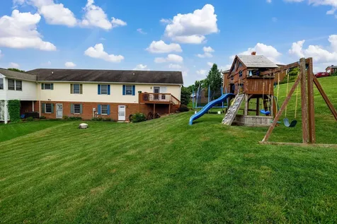 1218 Poplar Circle Harrisonburg VA 22802