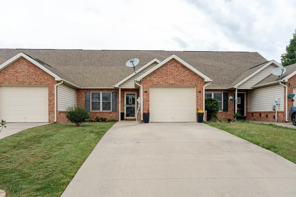 168 Alger Lane Broadway VA 22815