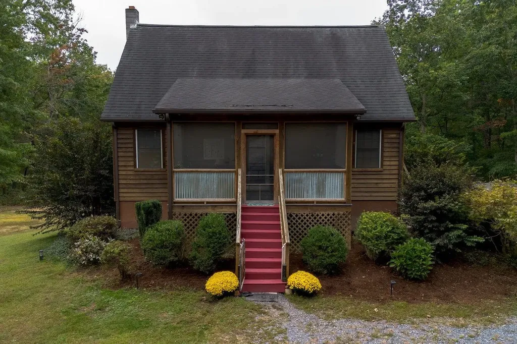 4679 Mountain Farm Road Elkton VA 22827