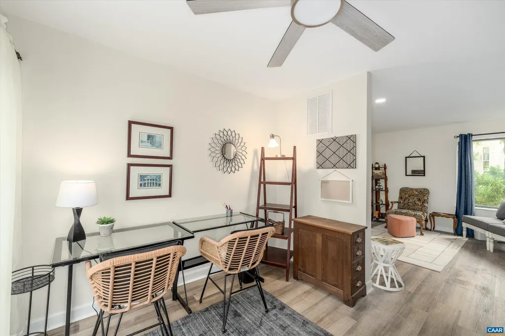 1236 Chatham Ridge Charlottesville VA 22901