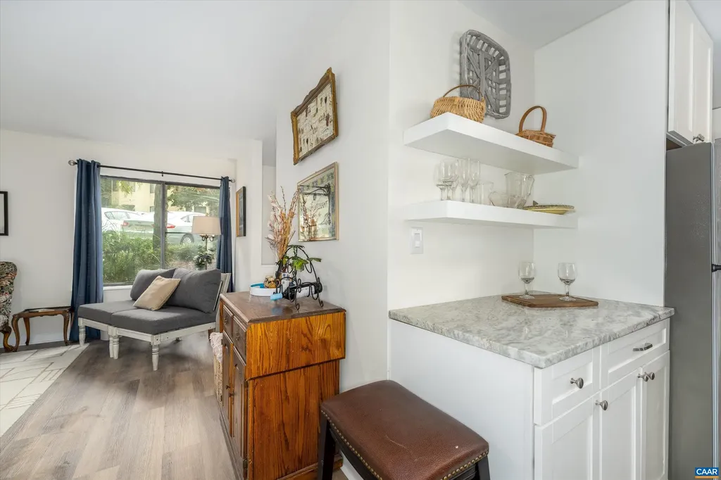1236 Chatham Ridge Charlottesville VA 22901