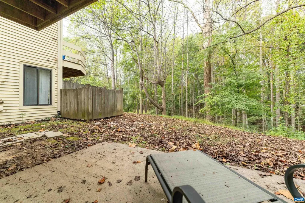 1236 Chatham Ridge Charlottesville VA 22901