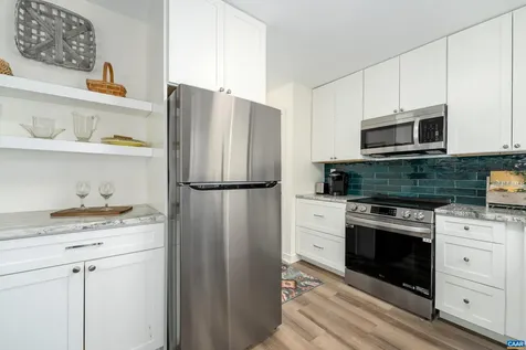 1236 Chatham Ridge Charlottesville VA 22901