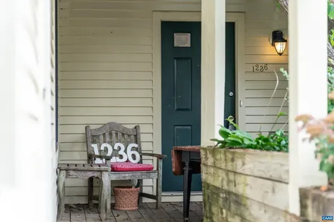 1236 Chatham Ridge Charlottesville VA 22901