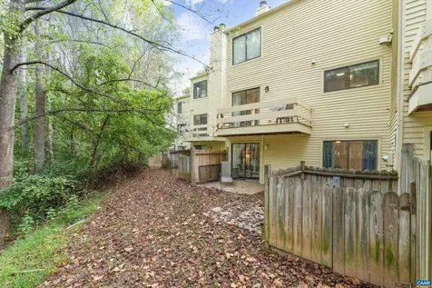 1236 Chatham Ridge Charlottesville VA 22901