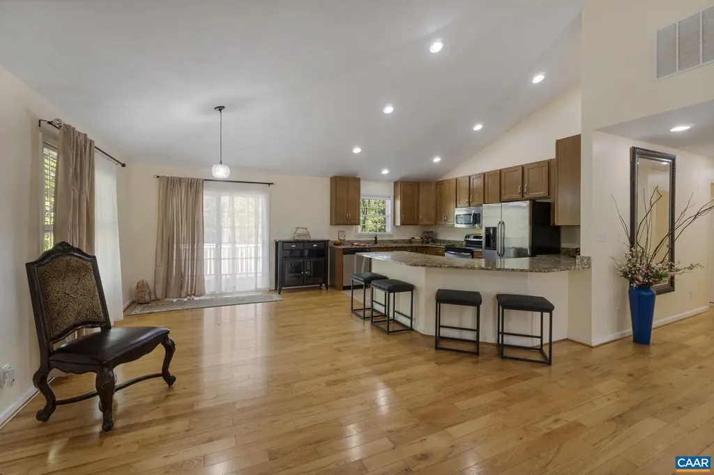 474 Lake Road Troy VA 22974