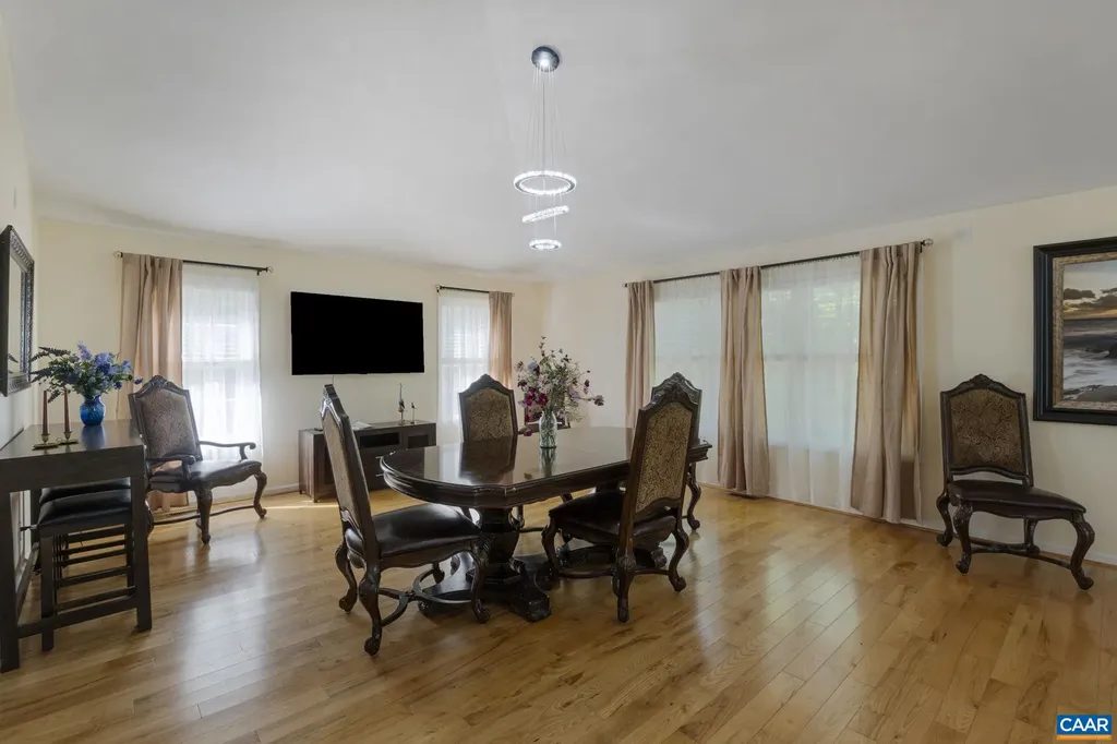 474 Lake Road Troy VA 22974