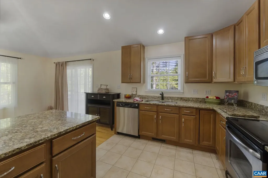 474 Lake Road Troy VA 22974