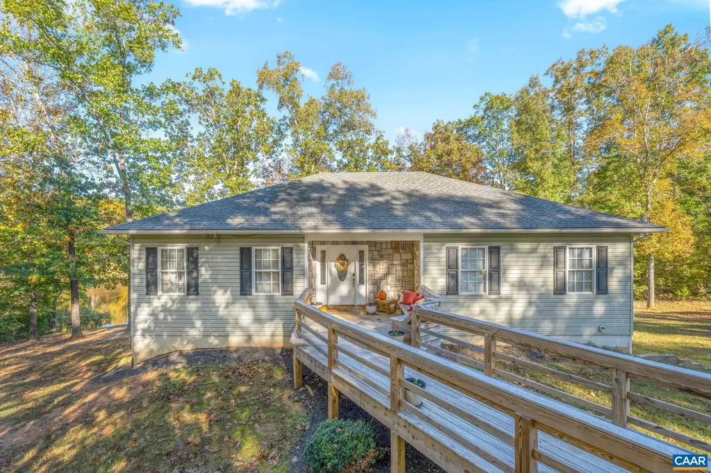 474 Lake Road Troy VA 22974