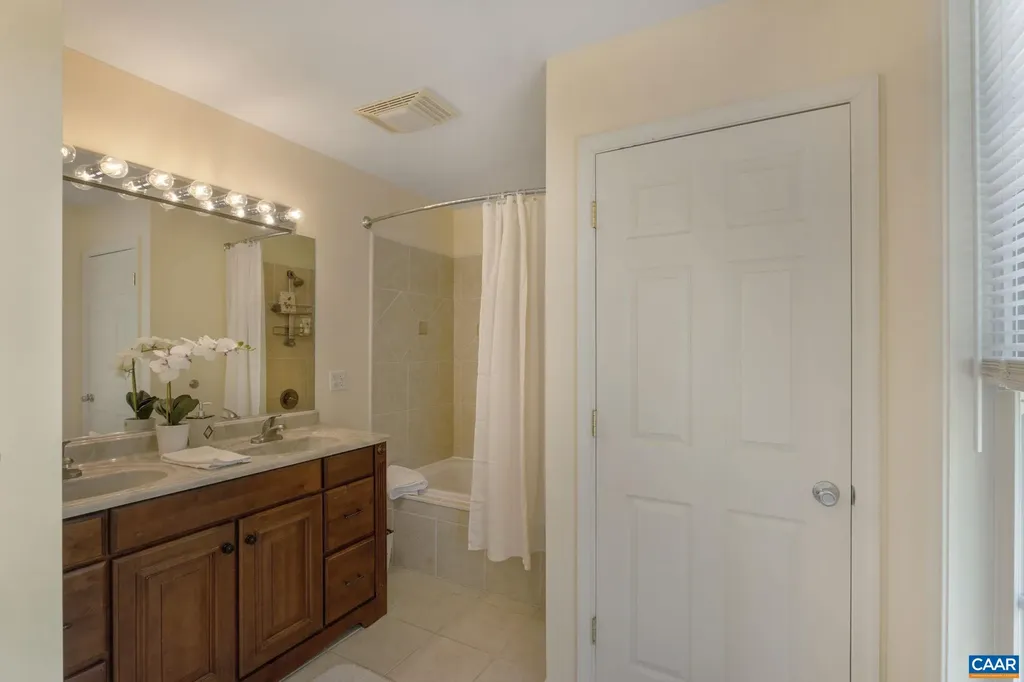 474 Lake Road Troy VA 22974