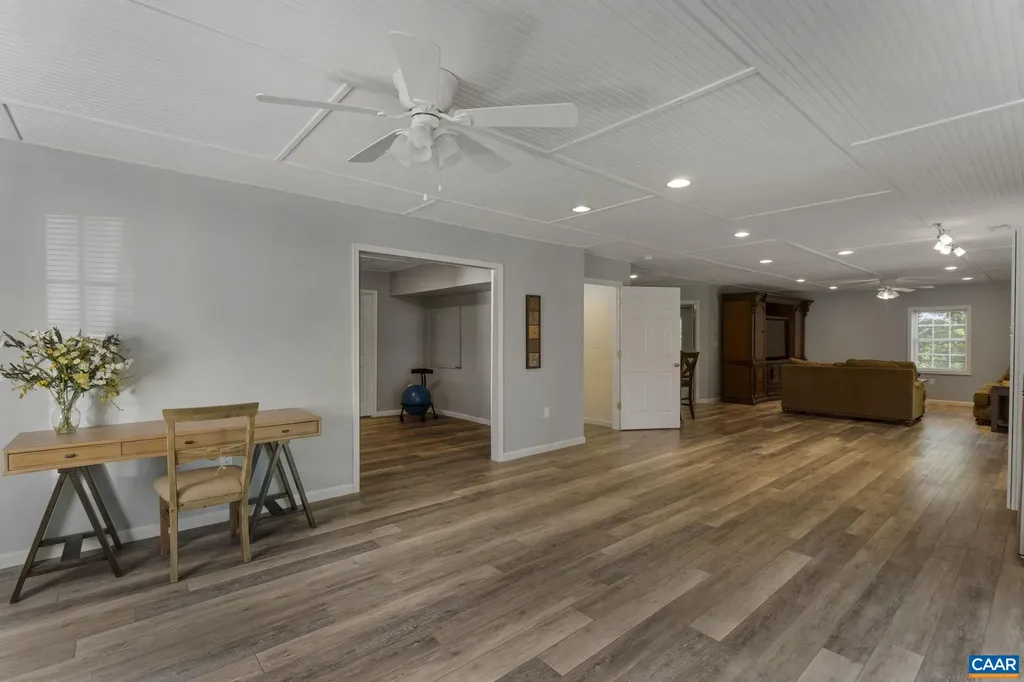 474 Lake Road Troy VA 22974