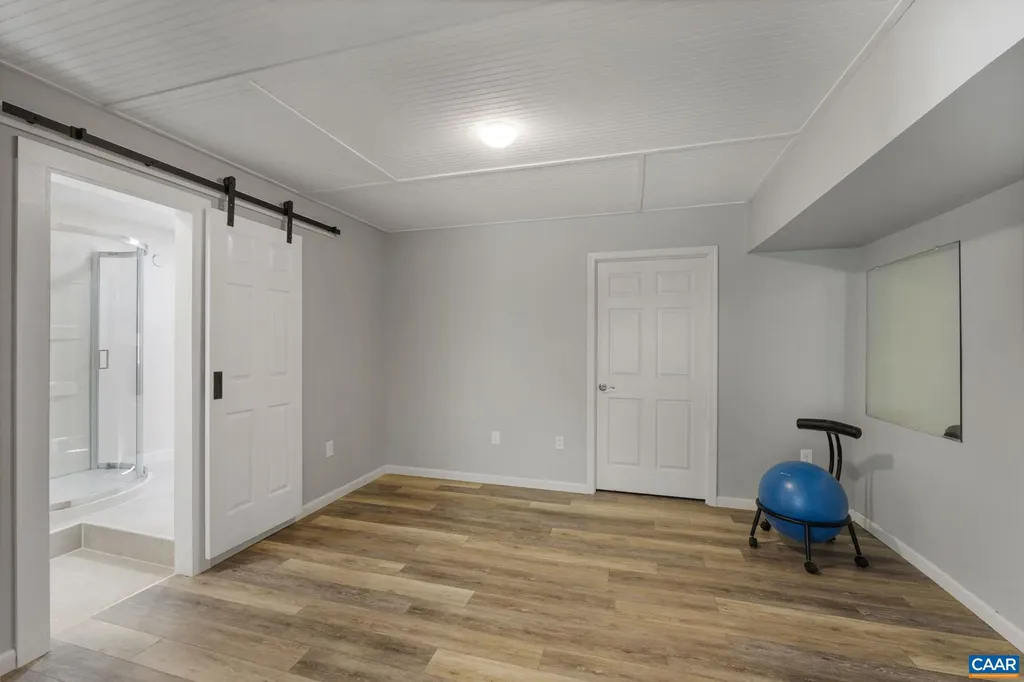 474 Lake Road Troy VA 22974